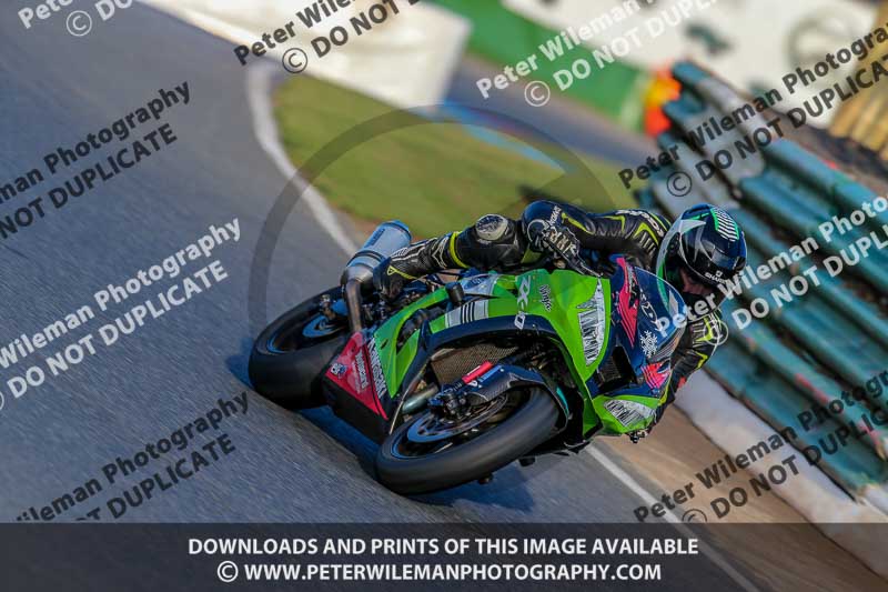 PJM Wedding Photography;enduro digital images;event digital images;eventdigitalimages;mallory park;mallory park photographs;mallory park trackday;mallory park trackday photographs;no limits trackdays;peter wileman photography;racing digital images;trackday digital images;trackday photos